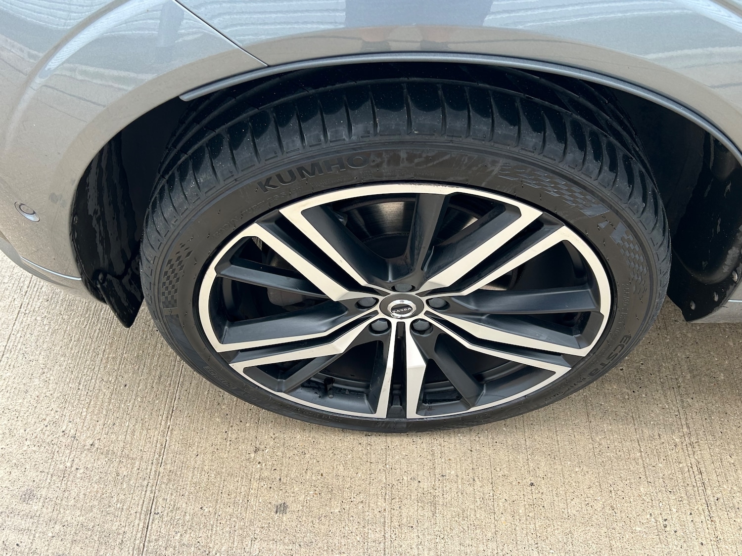 Used Volvo XC60 2020 for sale - 77106813: Photo 10