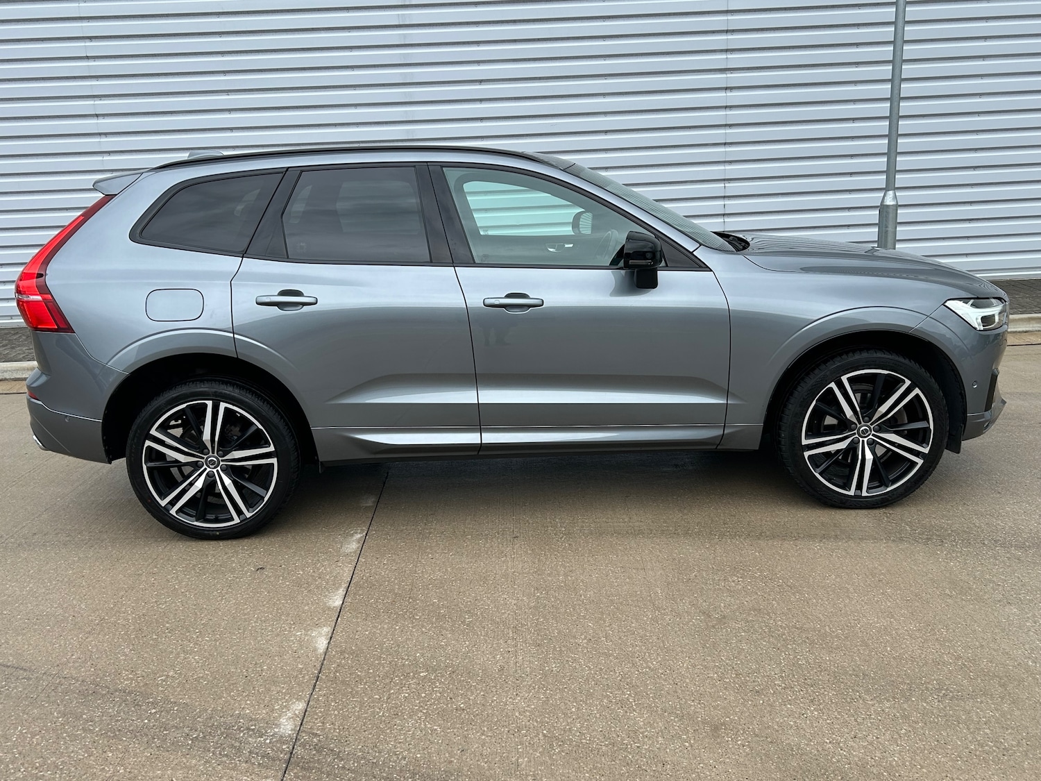 Used Volvo XC60 2020 for sale - 77106813: Photo 4