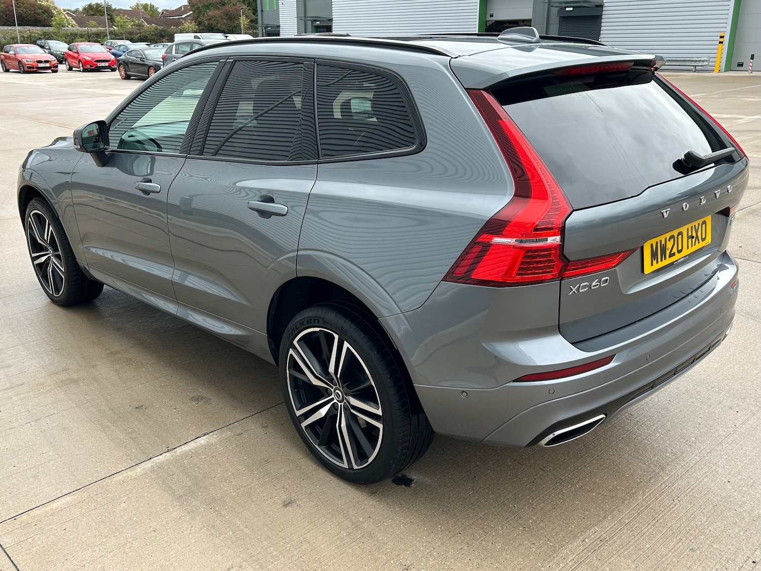 Used Volvo XC60 2020 for sale - 77106813: Photo 8