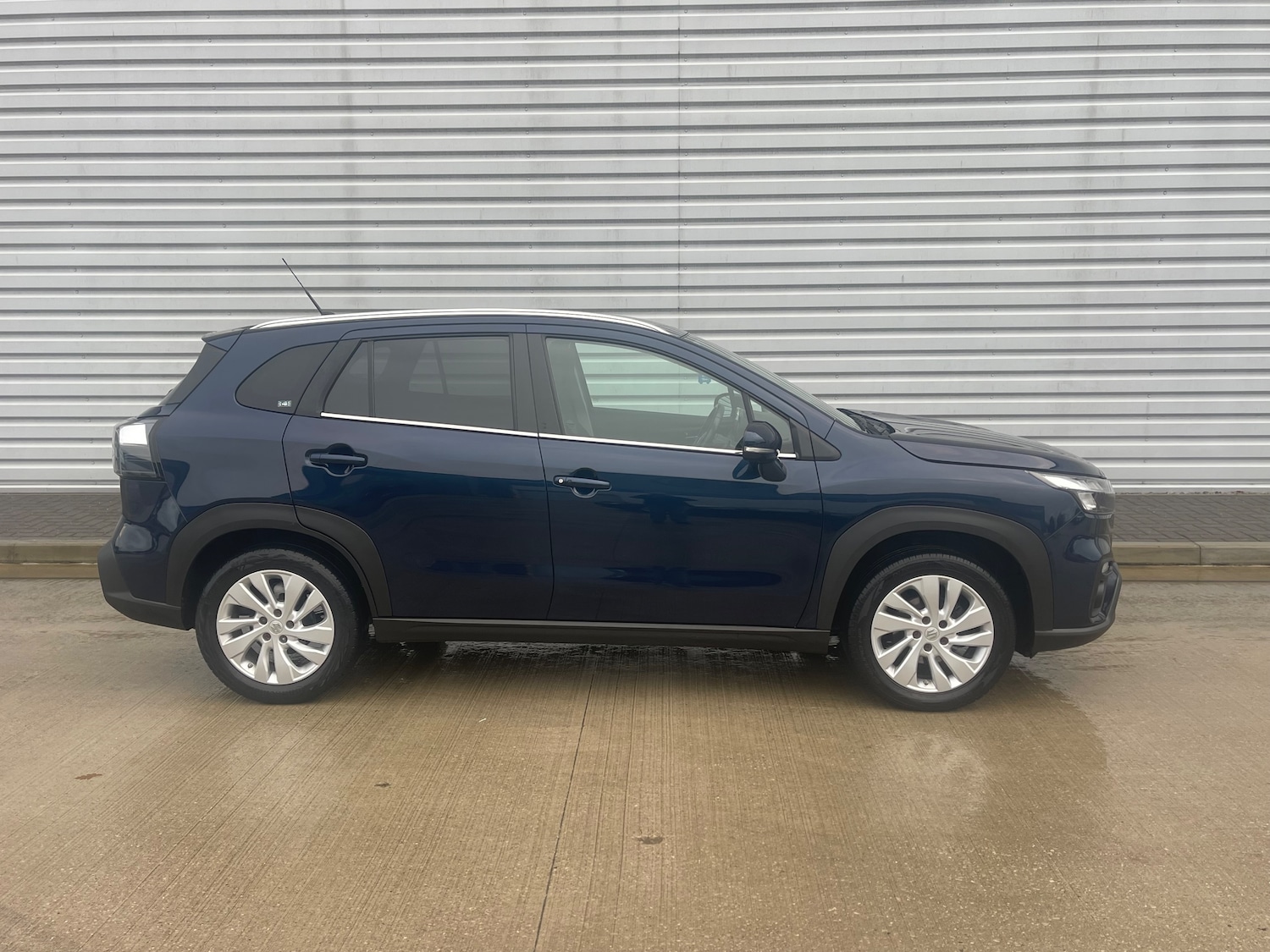 Used Suzuki SX4 2022 for sale - 76845418: Photo 3