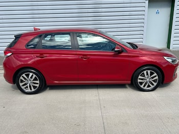 Used Hyundai i30 2017 for sale - 78699011: Photo