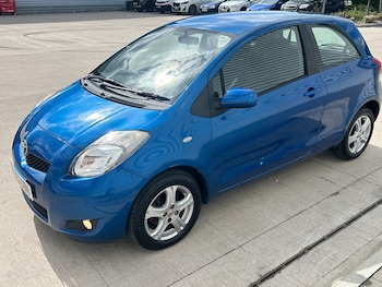 Used Toyota Yaris 2011 for sale - 78847228: Photo