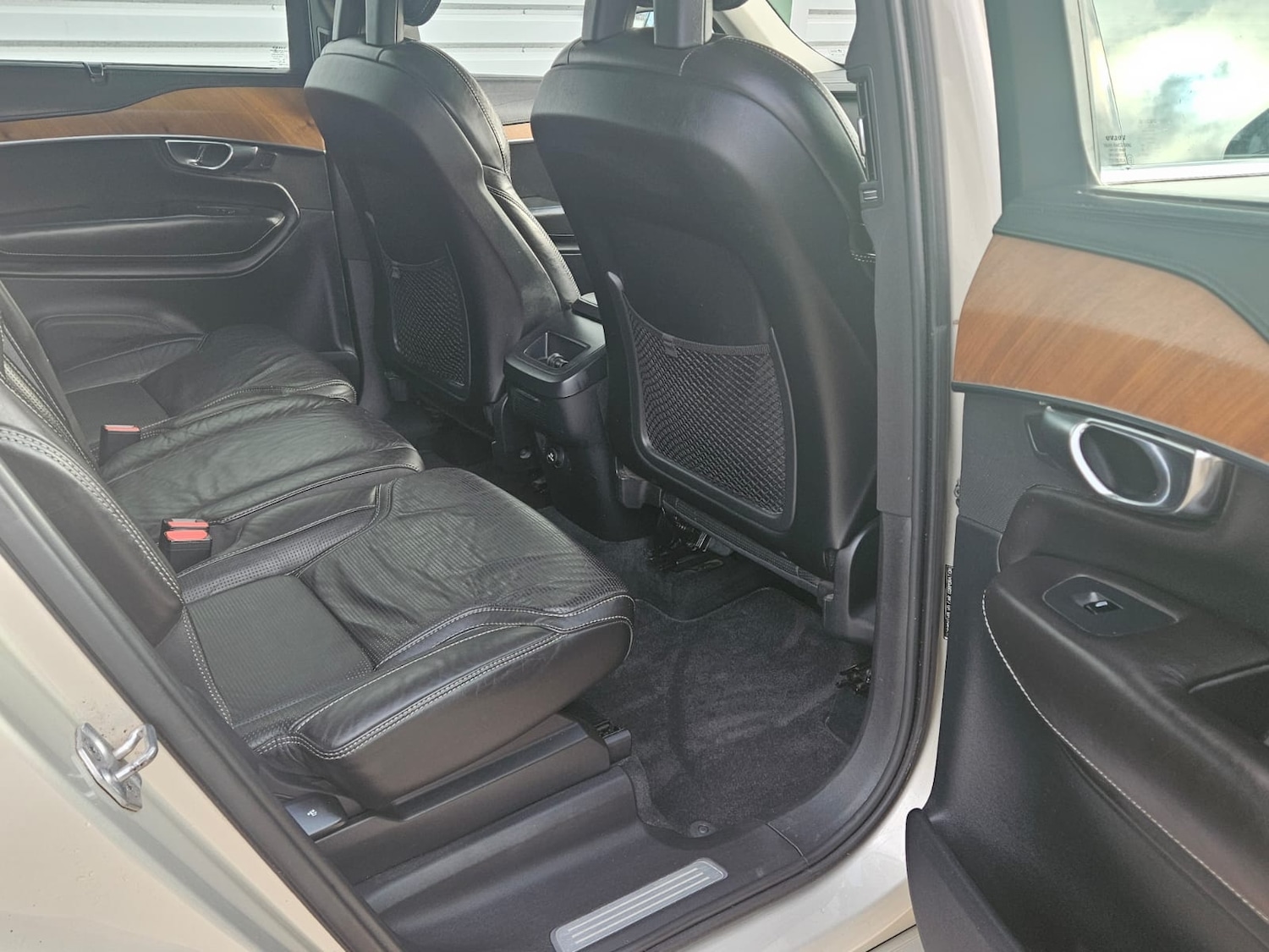 Used Volvo XC90 2015 for sale - 76798677: Photo 28