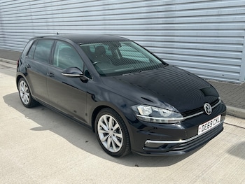 Used Volkswagen Golf 2019 for sale - 78615817: Photo