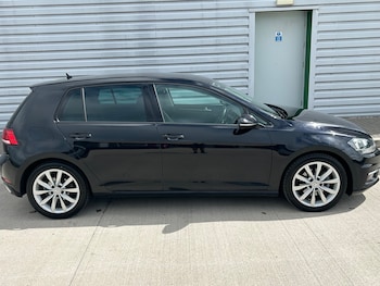 Used Volkswagen Golf 2019 for sale - 78615817: Photo