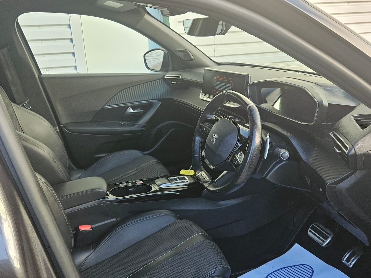 Used Peugeot 2008 2023 for sale - 77125227: Photo 24