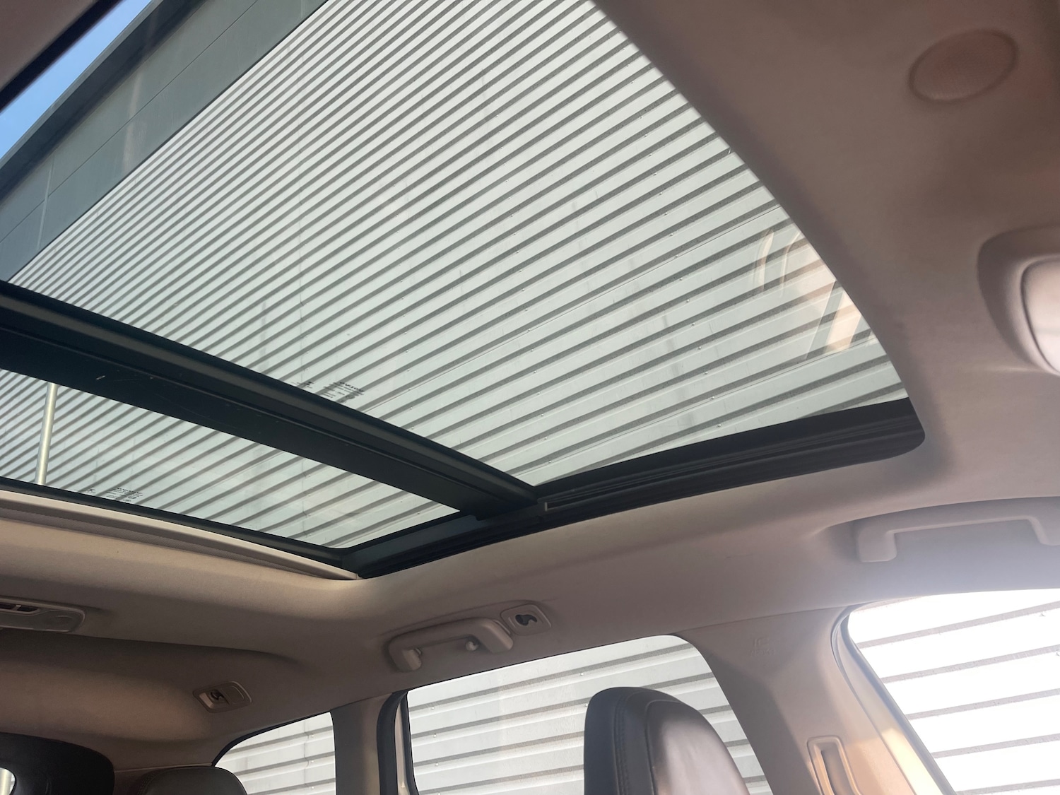 Used Volvo XC60 2013 for sale - 77026687: Photo 26