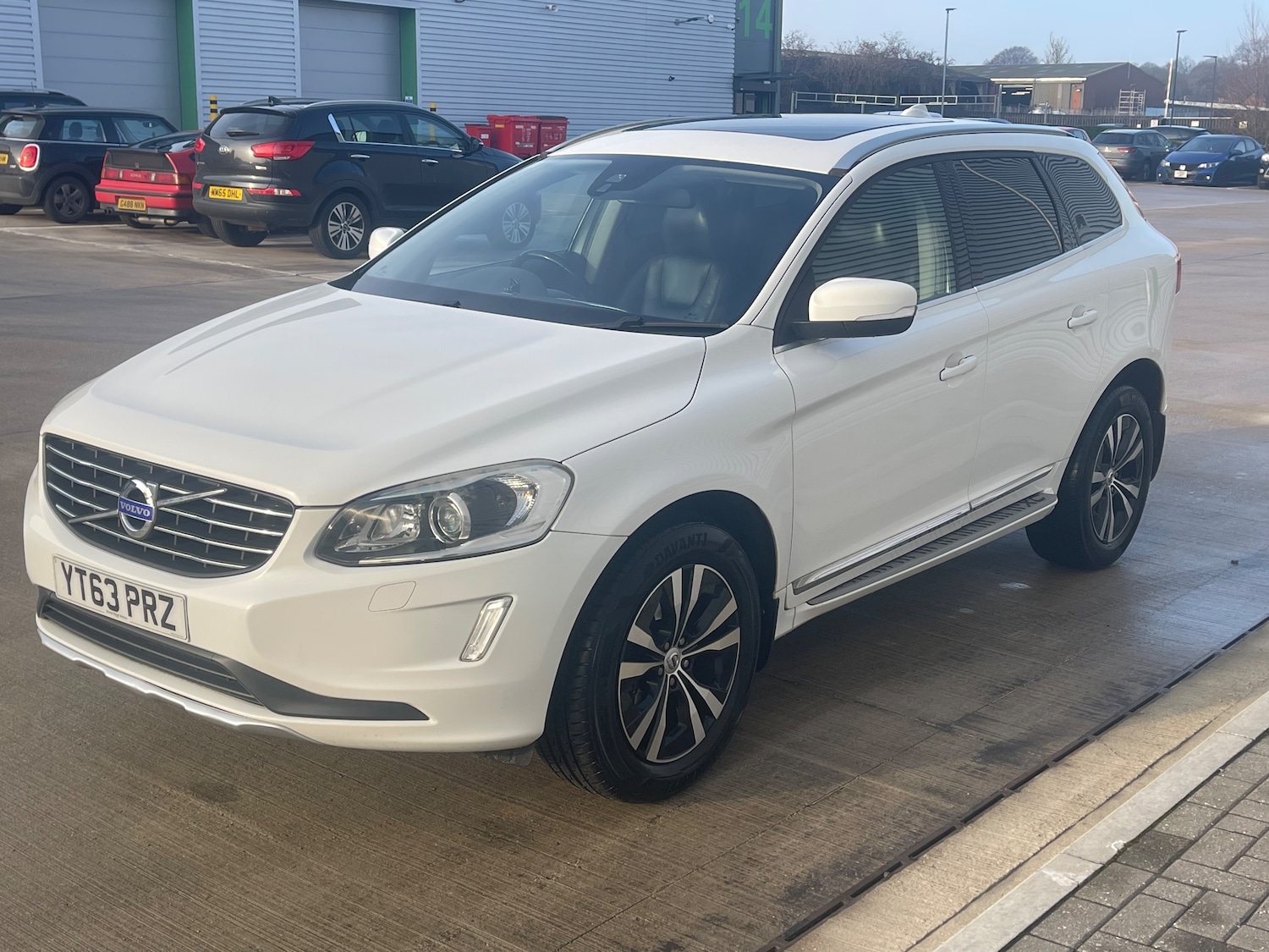 Used Volvo XC60 2013 for sale - 77026687: Photo 4