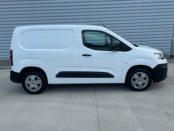 Used Citroen Berlingo 2022 for sale - 75468443: Photo