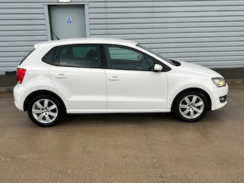 Used Volkswagen Polo 2012 for sale - 77118126: Photo