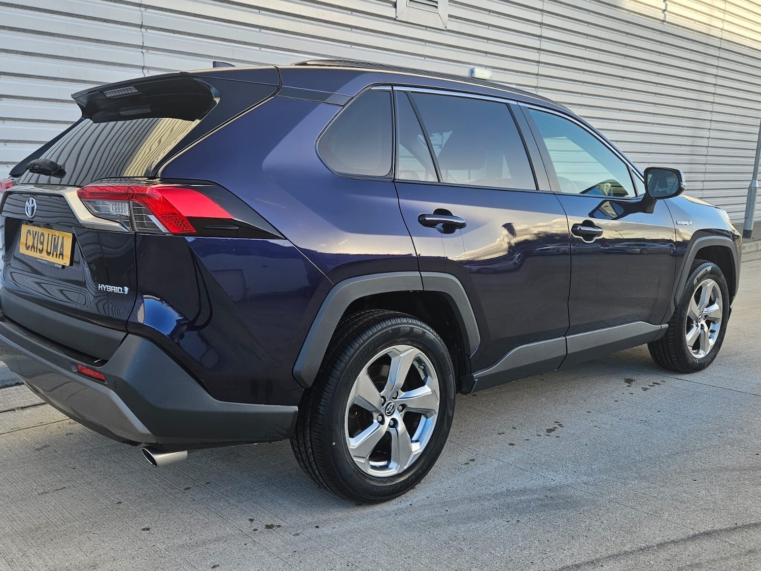 Used Toyota RAV4 2019 for sale - 76972930: Photo 8
