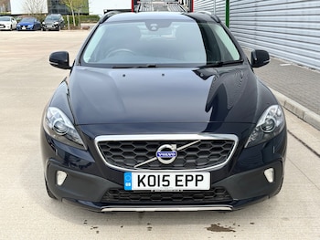 Used Volvo V40 Cross Country 2015 for sale - 77974081: Photo