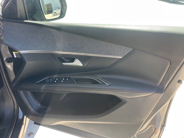 Used Peugeot 3008 2020 for sale - 76274419: Photo 17