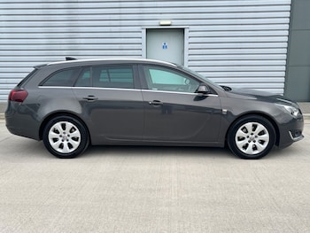 Used Vauxhall Insignia 2015 for sale - 77989838: Photo