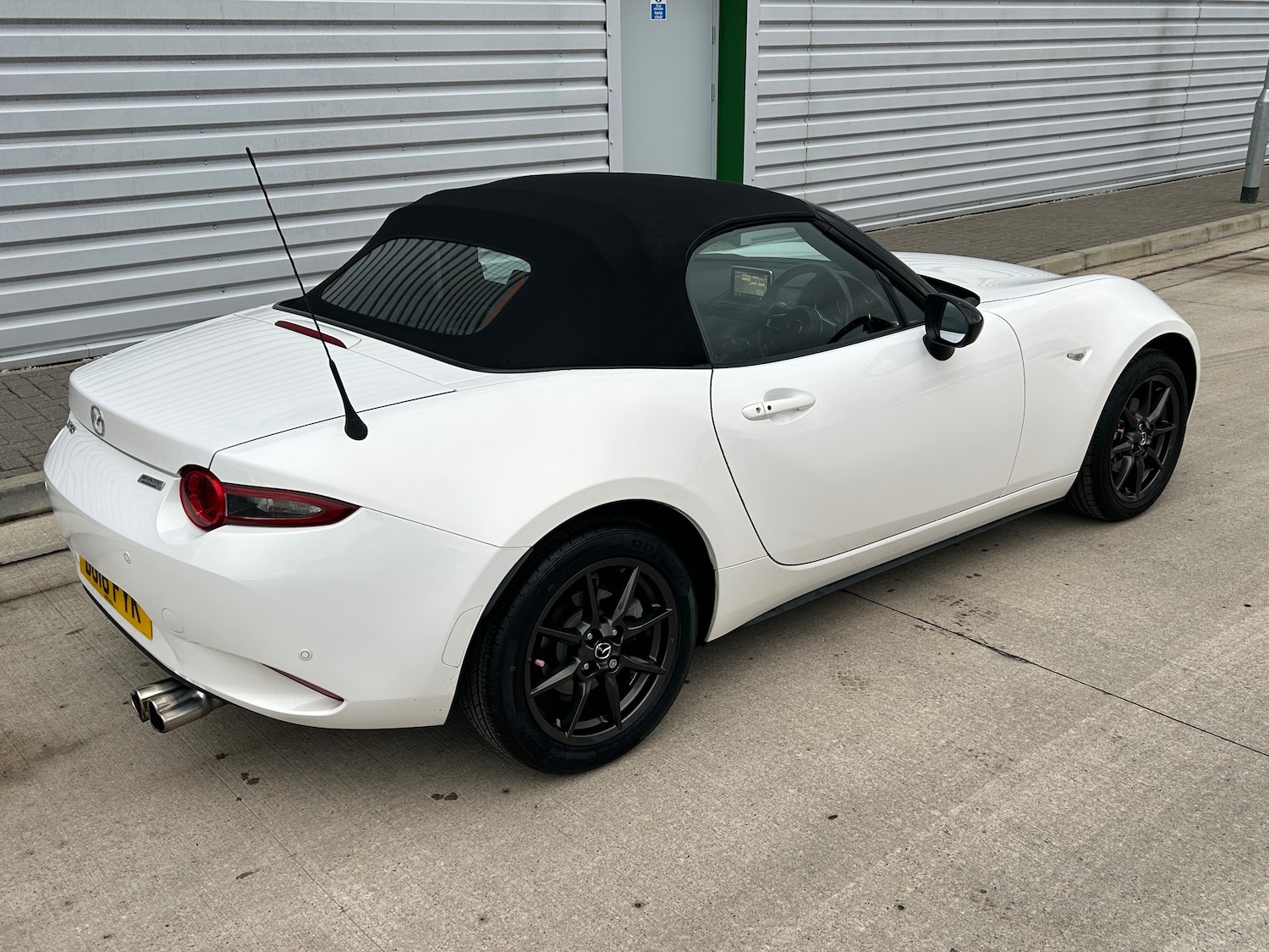 Used Mazda MX-5 2016 for sale - 77446307: Photo 4