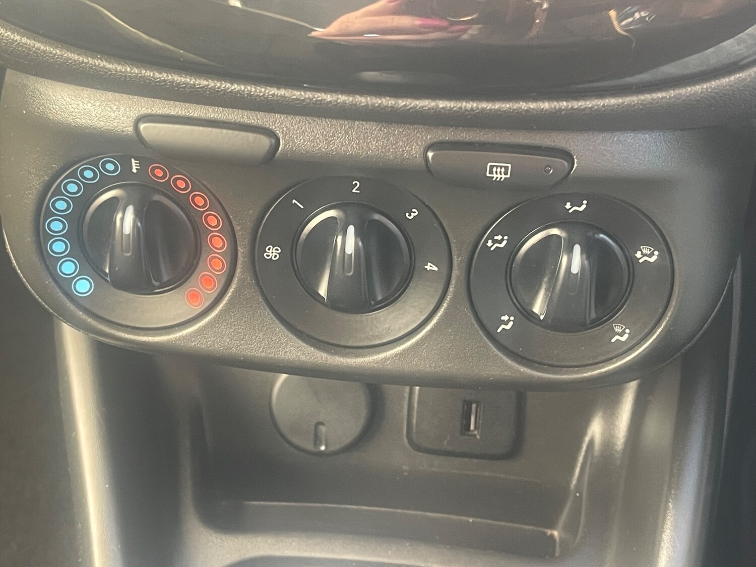 Used Vauxhall Corsa 2018 for sale - 76599572: Photo 21