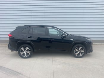 Used Toyota RAV4 2022 for sale - 76082395: Photo