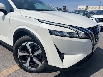 Used Nissan Qashqai 2023 for sale - 79267273: Photo