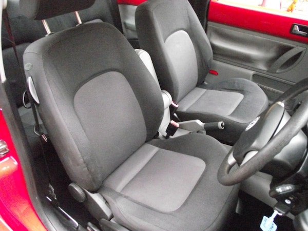 Used Volkswagen Beetle 2002 for sale - 74308201: Photo 20