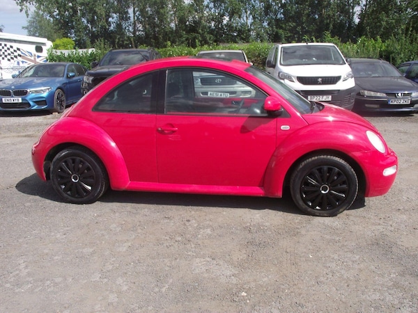 Used Volkswagen Beetle 2002 for sale - 74308201: Photo 5
