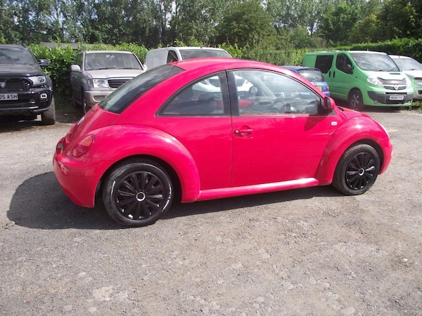 Used Volkswagen Beetle 2002 for sale - 74308201: Photo 6