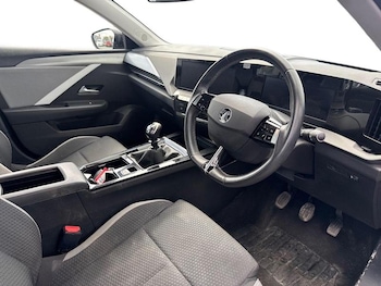 Used Vauxhall Astra 2023 for sale - 78095123: Photo