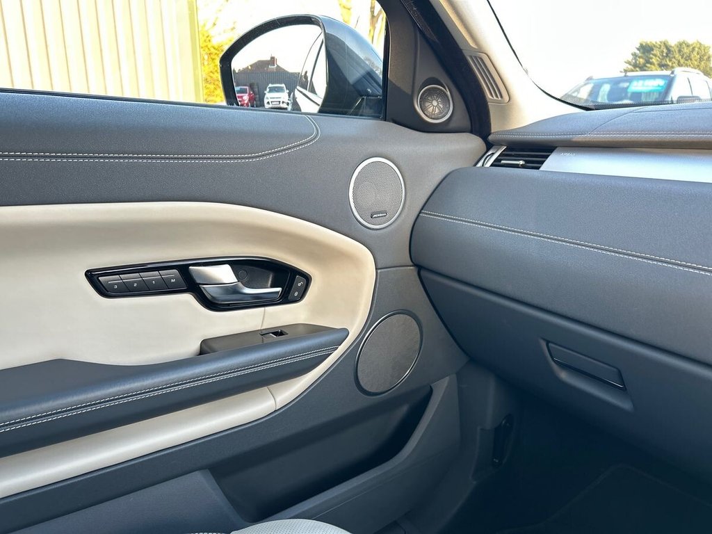 Used Land Rover Range Rover Evoque 2015 for sale - 78110531: Photo 31