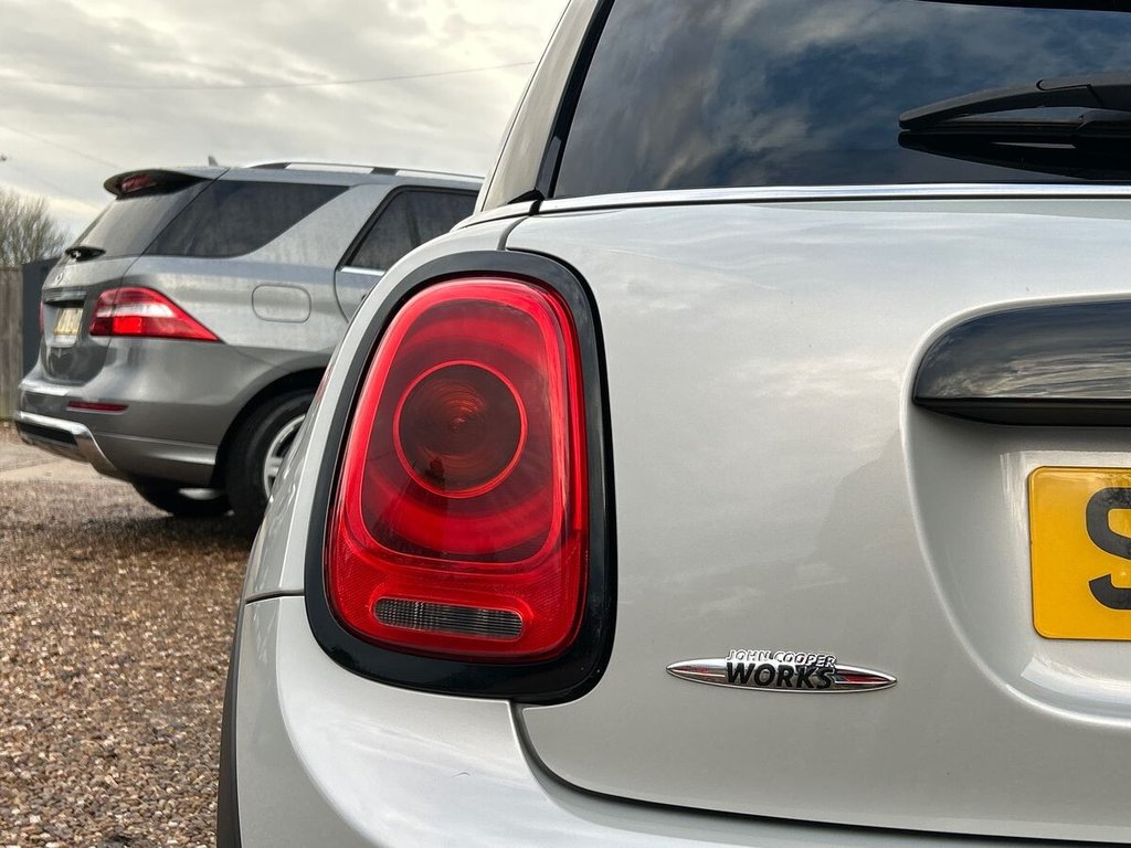 Used MINI Hatch 2018 for sale - 76698734: Photo 11