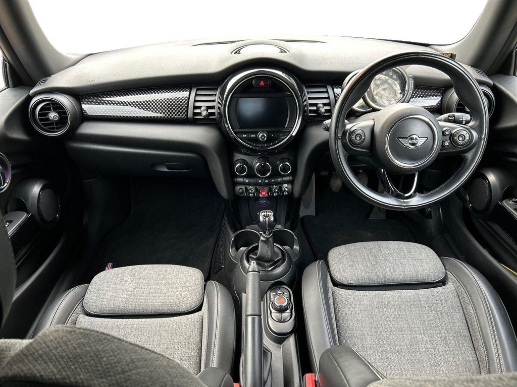 Used MINI Hatch 2018 for sale - 76698734: Photo 14