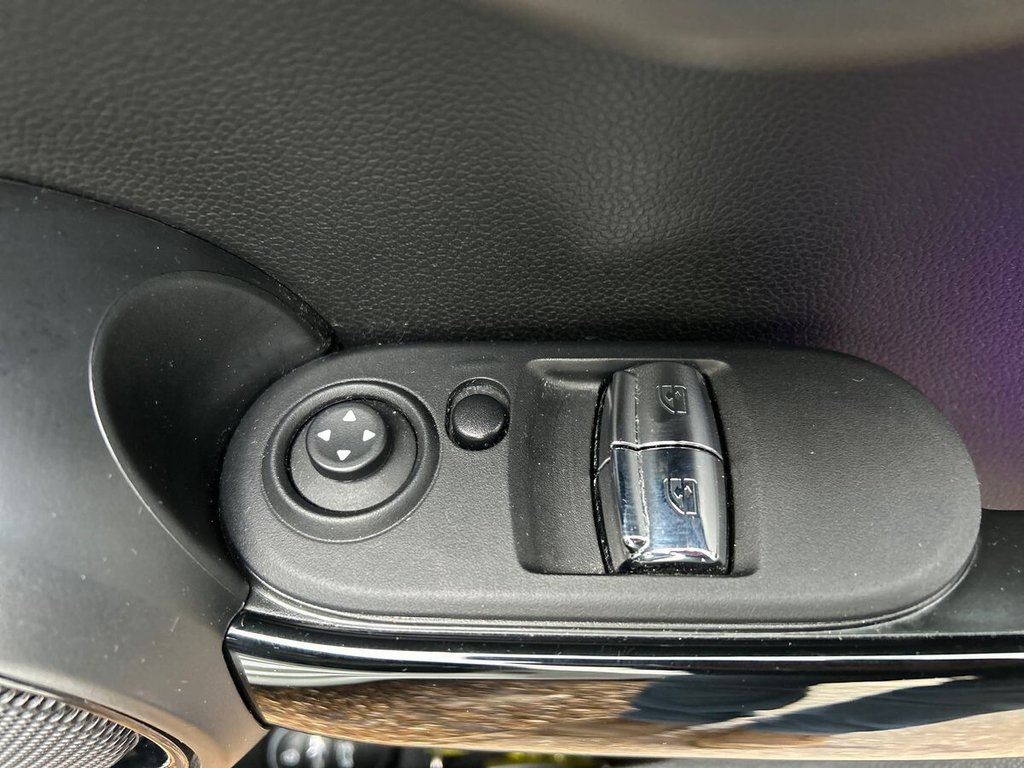 Used MINI Hatch 2018 for sale - 76698734: Photo 27