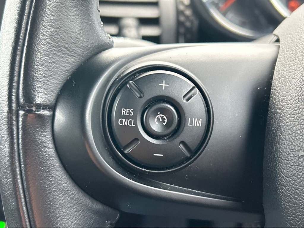 Used MINI Hatch 2018 for sale - 76698734: Photo 28