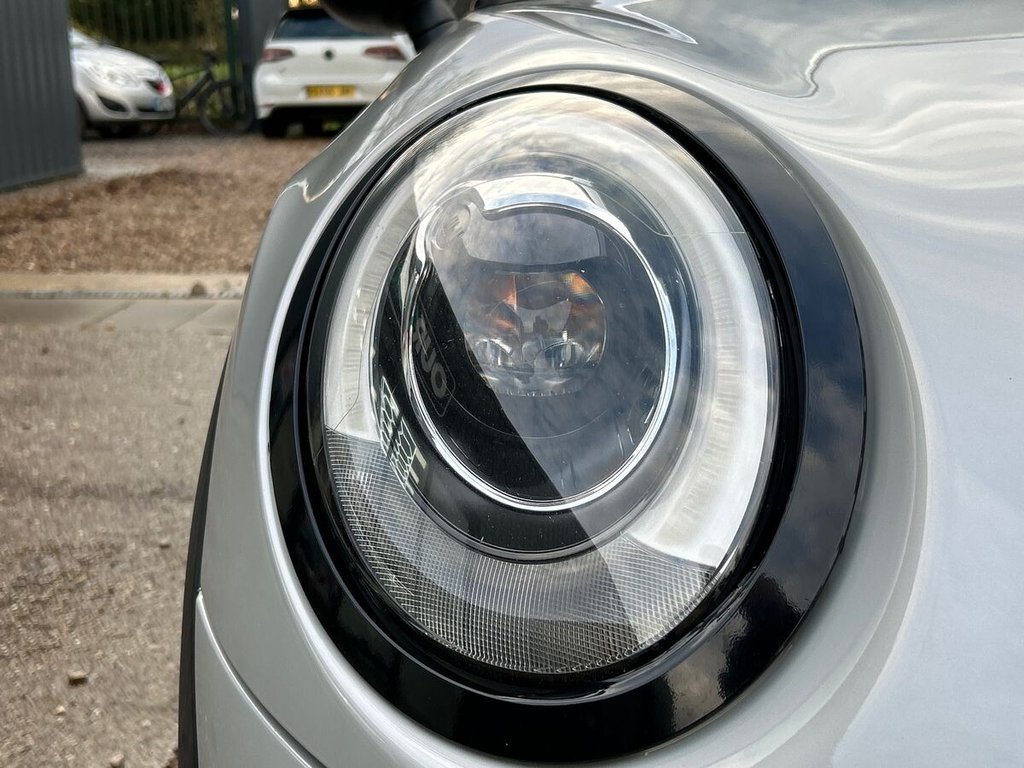 Used MINI Hatch 2018 for sale - 76698734: Photo 9