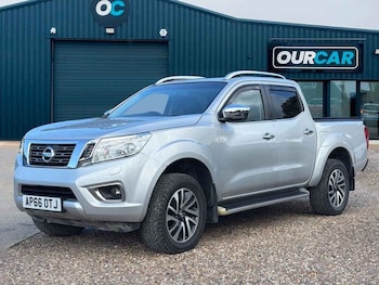 Used Nissan Navara 2016 for sale - 78875331: Photo