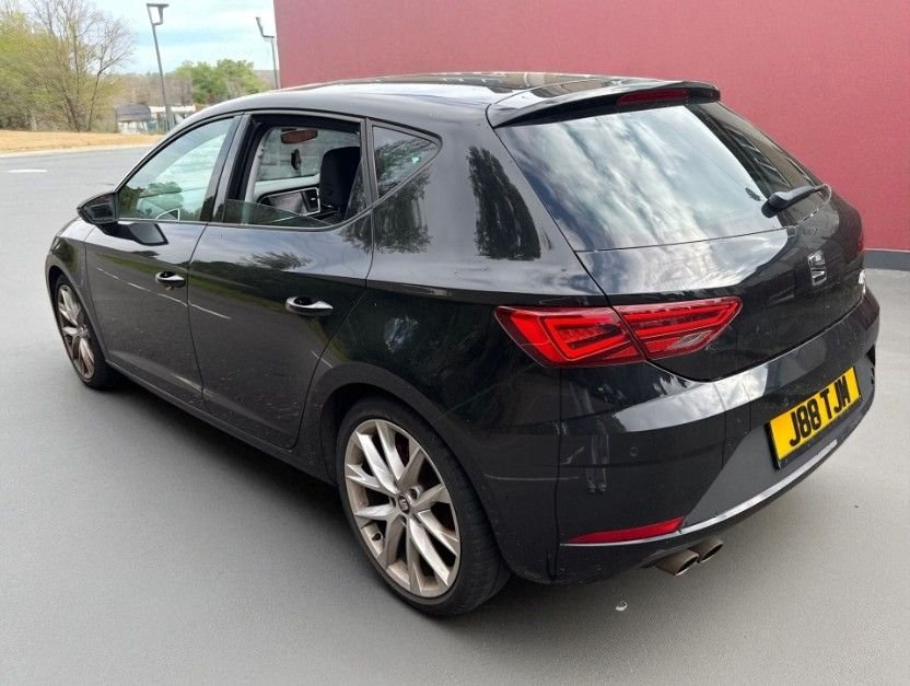 Used SEAT Leon 2019 for sale - 76405082: Photo 3