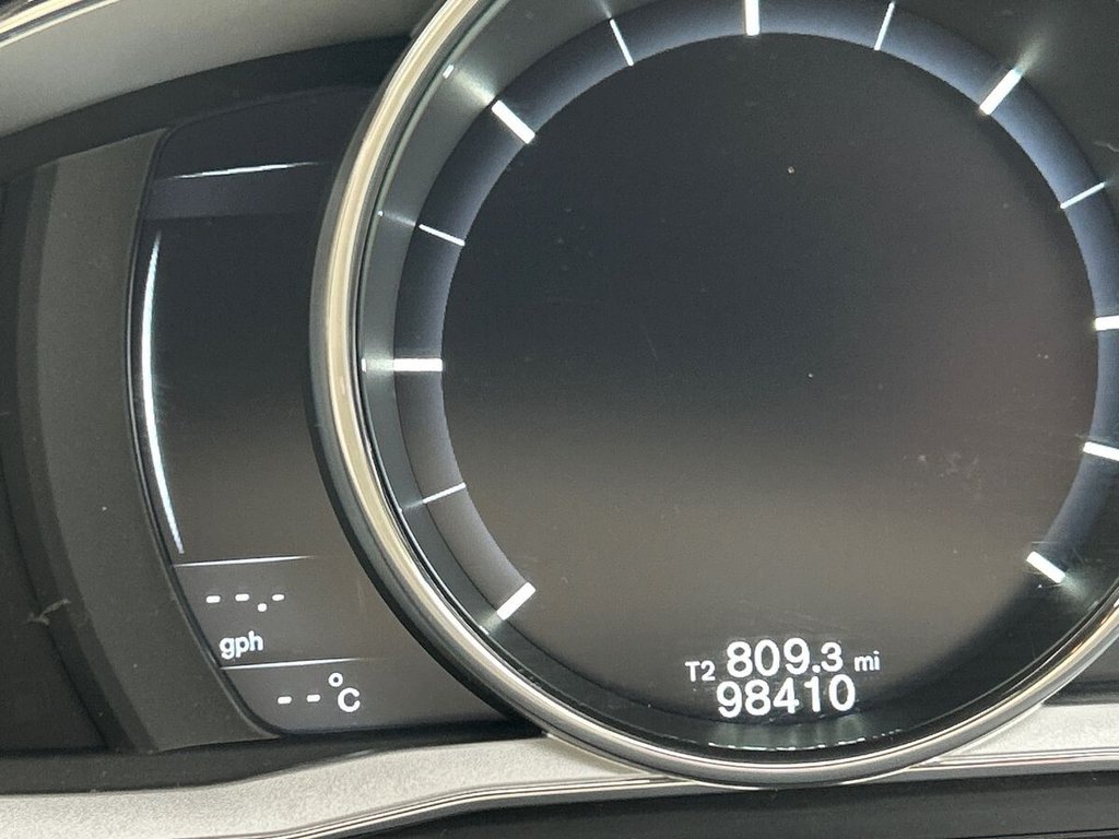 Used Volvo XC70 2015 for sale - 77631655: Photo 23