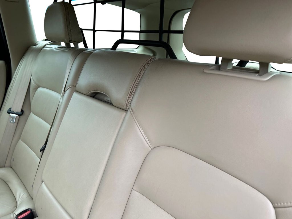 Used Volvo XC70 2015 for sale - 77631655: Photo 27