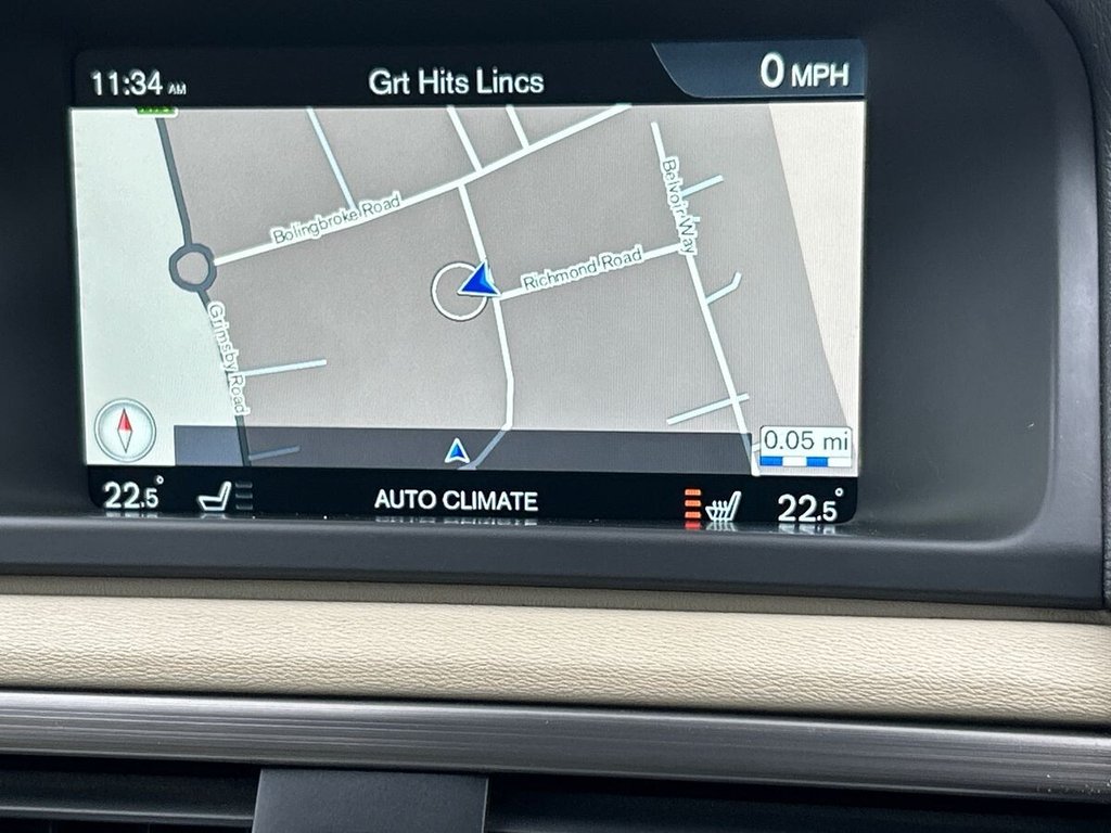 Used Volvo XC70 2015 for sale - 77631655: Photo 30