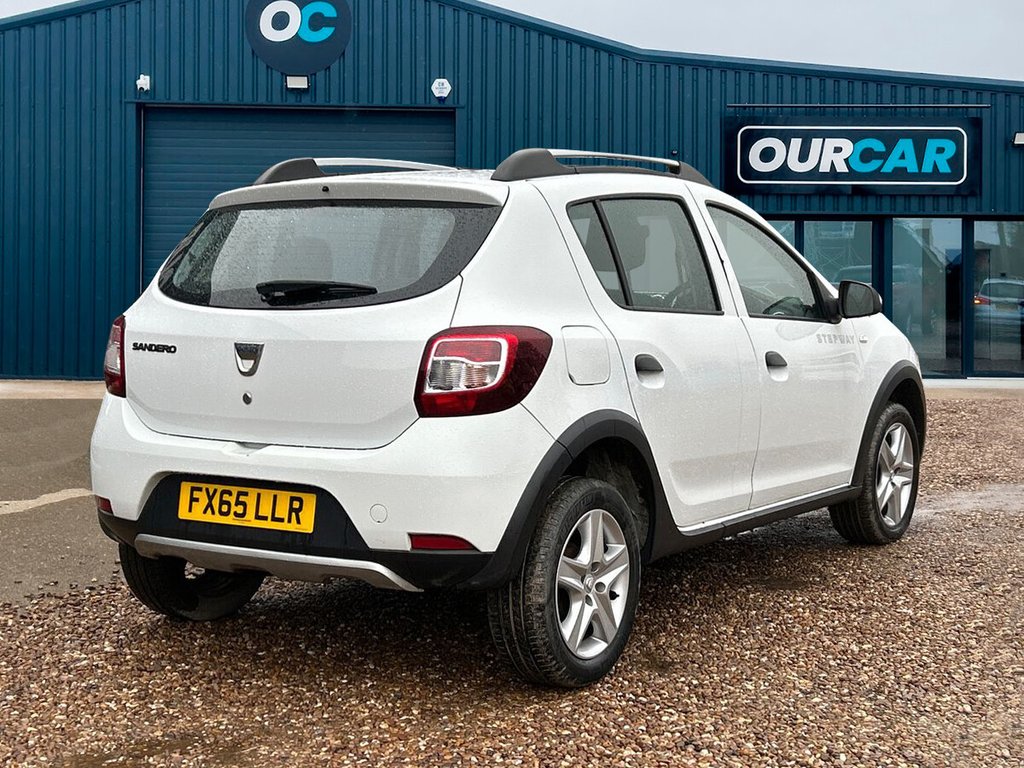 Used Dacia Sandero Stepway 2015 for sale - 77507150: Photo 3
