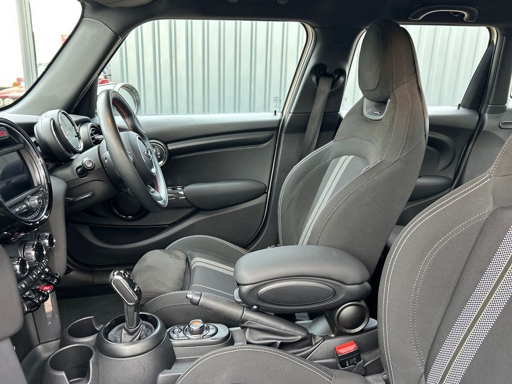 Used MINI Hatch 2021 for sale - 76923771: Photo 24