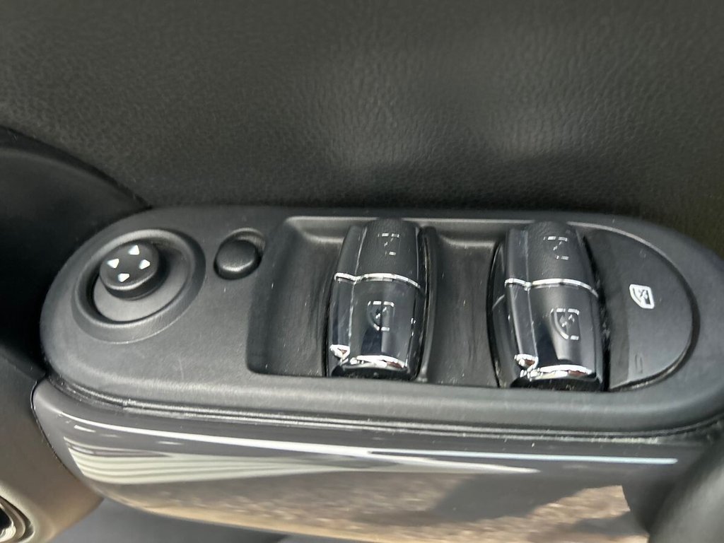 Used MINI Hatch 2021 for sale - 76923771: Photo 32