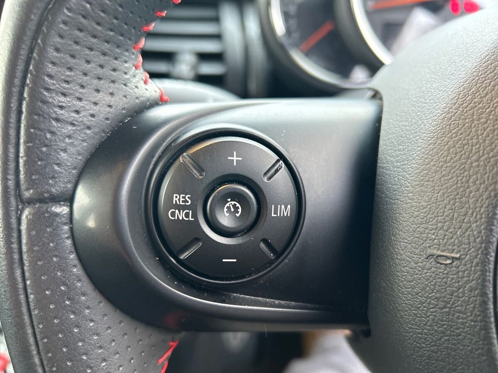 Used MINI Hatch 2021 for sale - 76923771: Photo 35