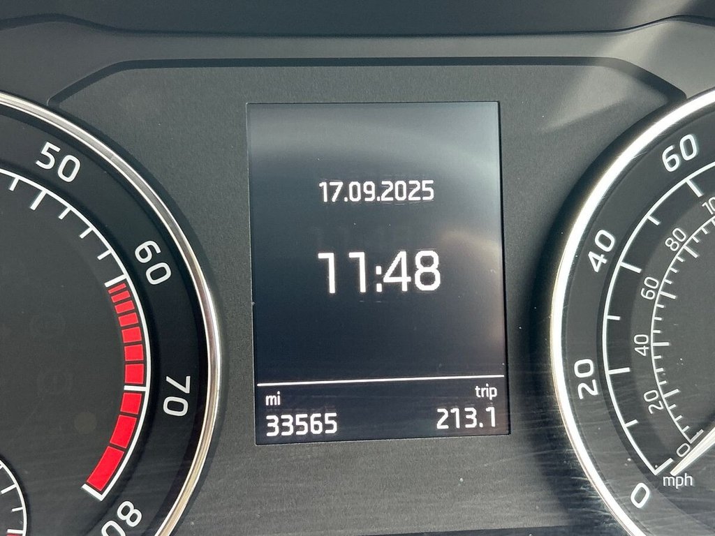 Used Skoda Superb 2016 for sale - 76405078: Photo 18