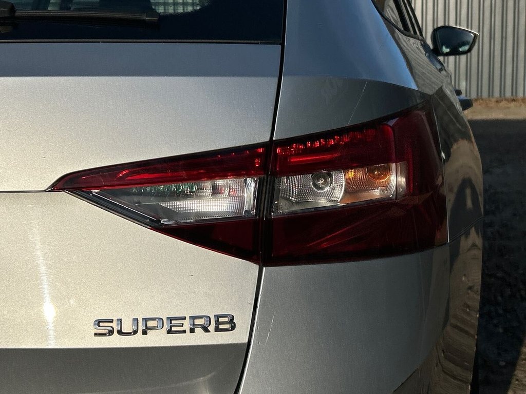 Used Skoda Superb 2017 for sale - 76590743: Photo 12