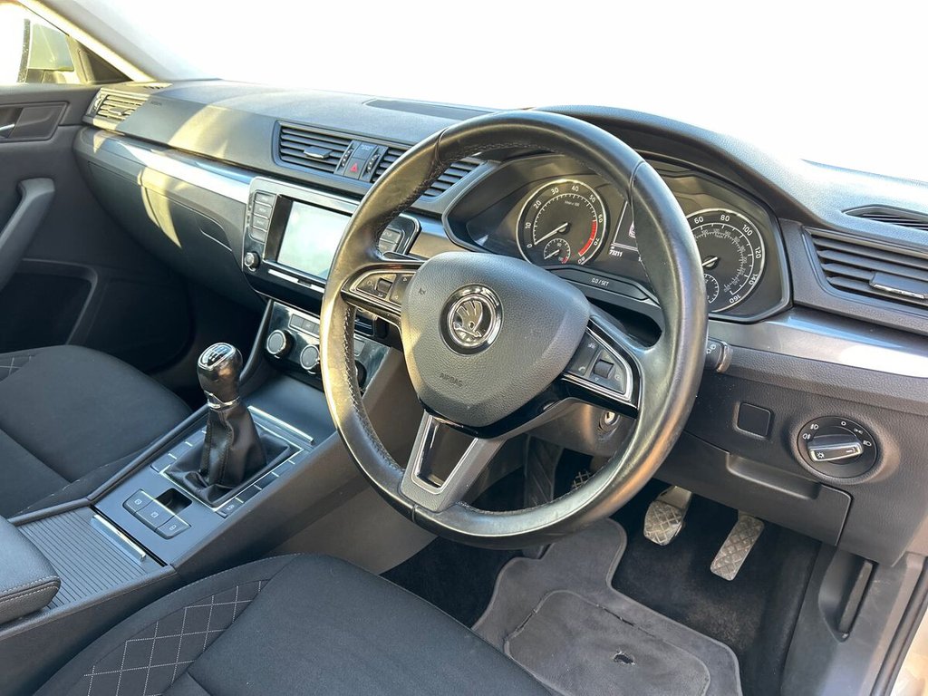 Used Skoda Superb 2017 for sale - 76590743: Photo 15