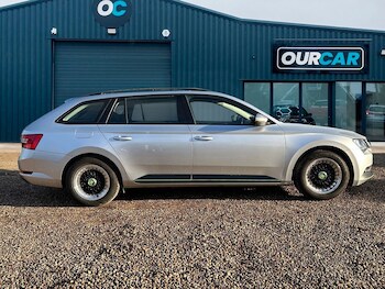 Used Skoda Superb 2017 for sale - 76590743: Photo