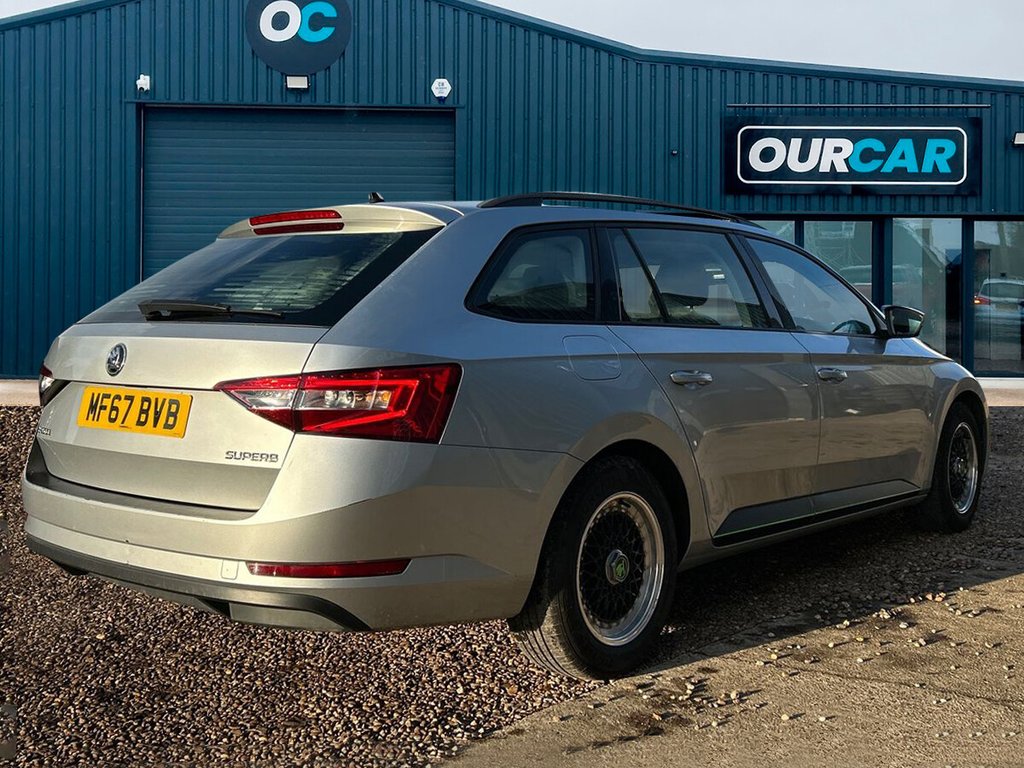 Used Skoda Superb 2017 for sale - 76590743: Photo 3