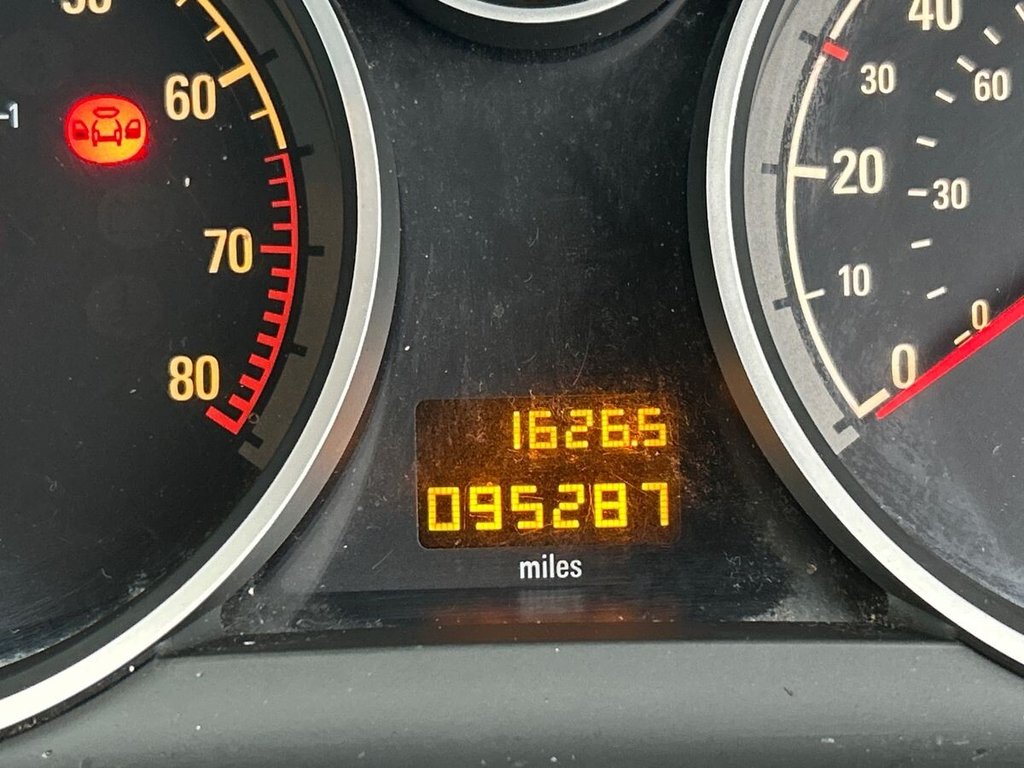 Used Vauxhall Zafira 2014 for sale - 77990591: Photo 23