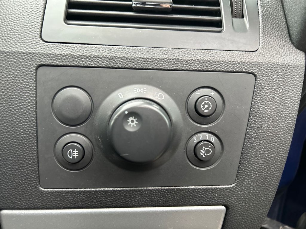 Used Vauxhall Zafira 2014 for sale - 77990591: Photo 31