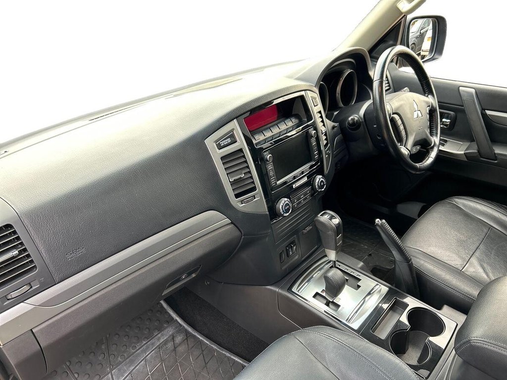 Used Mitsubishi Shogun 2016 for sale - 76631661: Photo 25