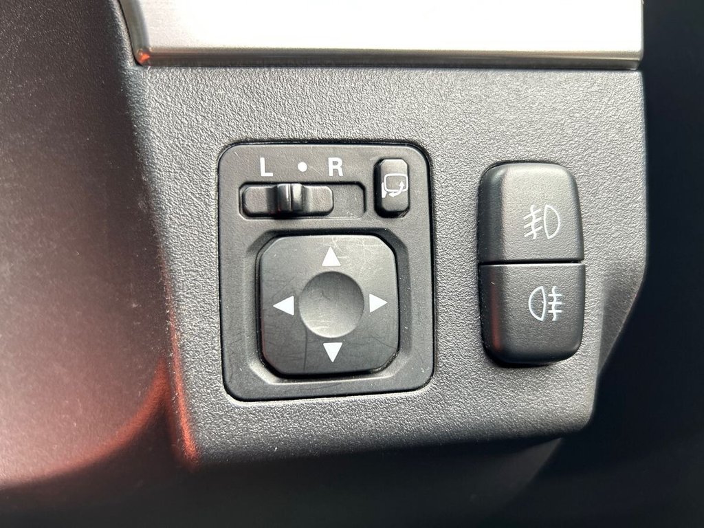 Used Mitsubishi Shogun 2016 for sale - 76631661: Photo 35